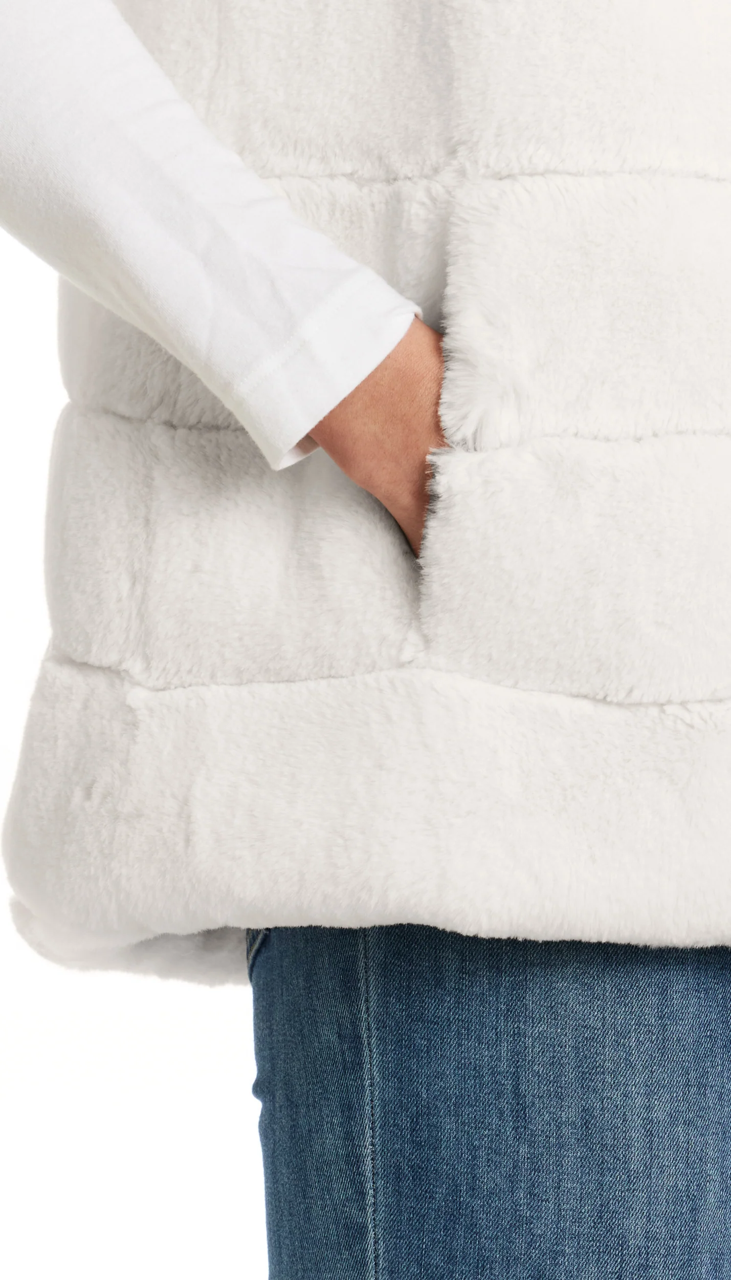 FAUX FUR VEST - Image 26