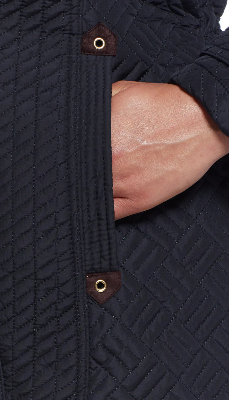 QUILTED HOODED WALKER - Image 22