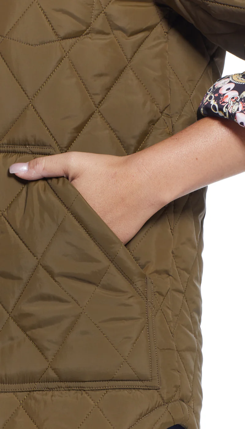 QUILTED SHACKET WITH PRINTED LINING - Image 4