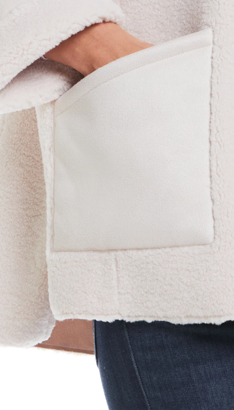 REVERSIBLE FAUX SHEARLING - Image 9