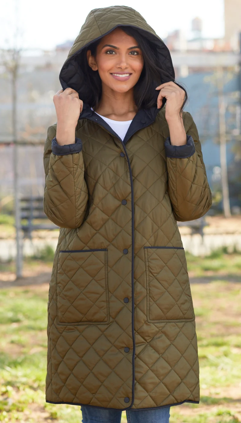 REVERSIBLE HOODED DUFFLE - Image 22